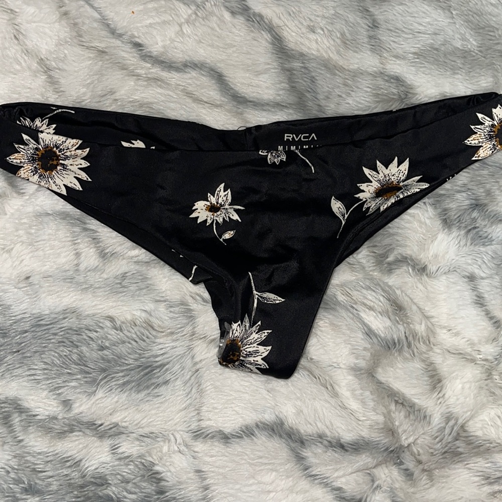 Bikini bottoms